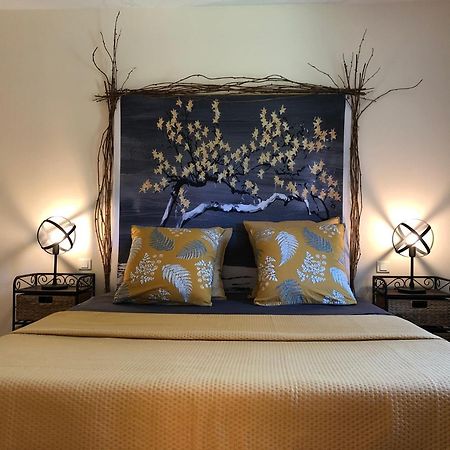 Le Nid Des Corbieres Bed & Breakfast Bizanet Bagian luar foto