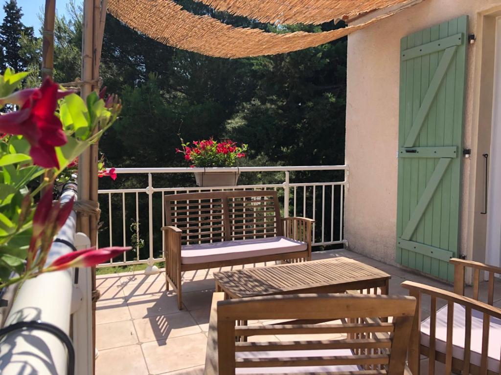 Le Nid Des Corbieres Bed & Breakfast Bizanet Bagian luar foto